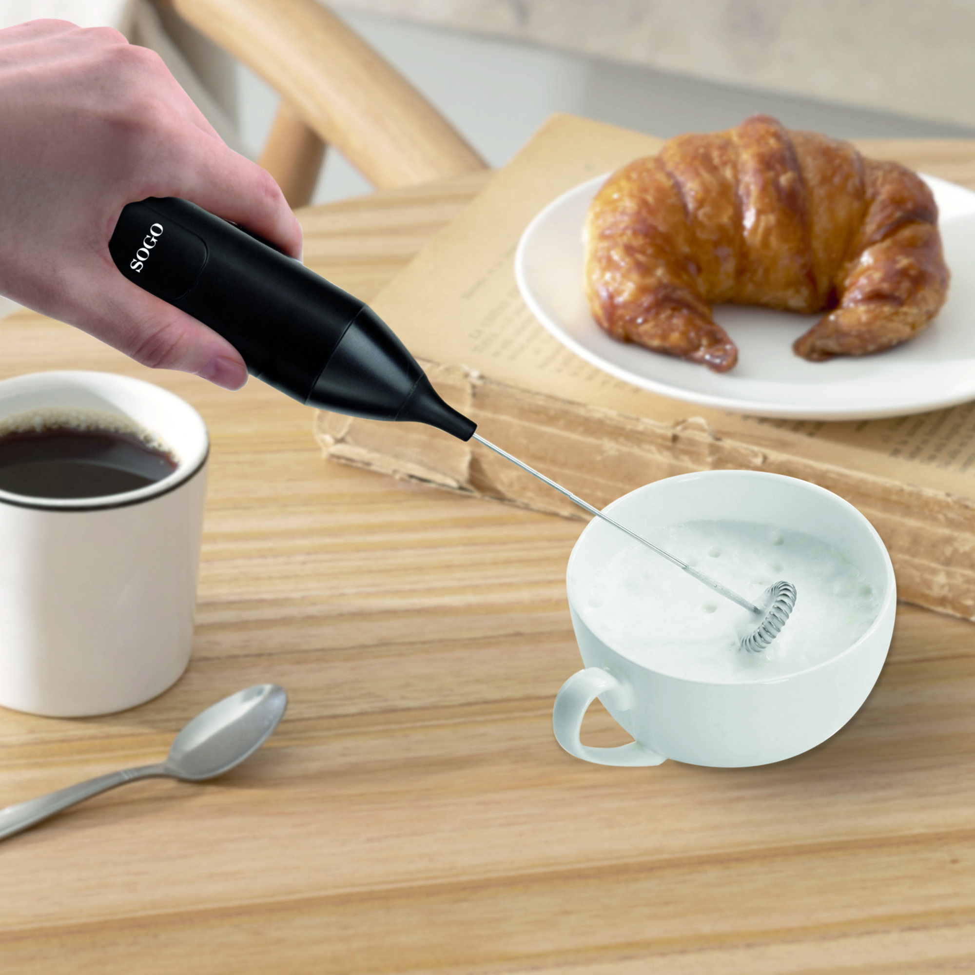 Sogo ACC-SS-17330 milk frother/warmer Handheld electric milk frother Black – image 2