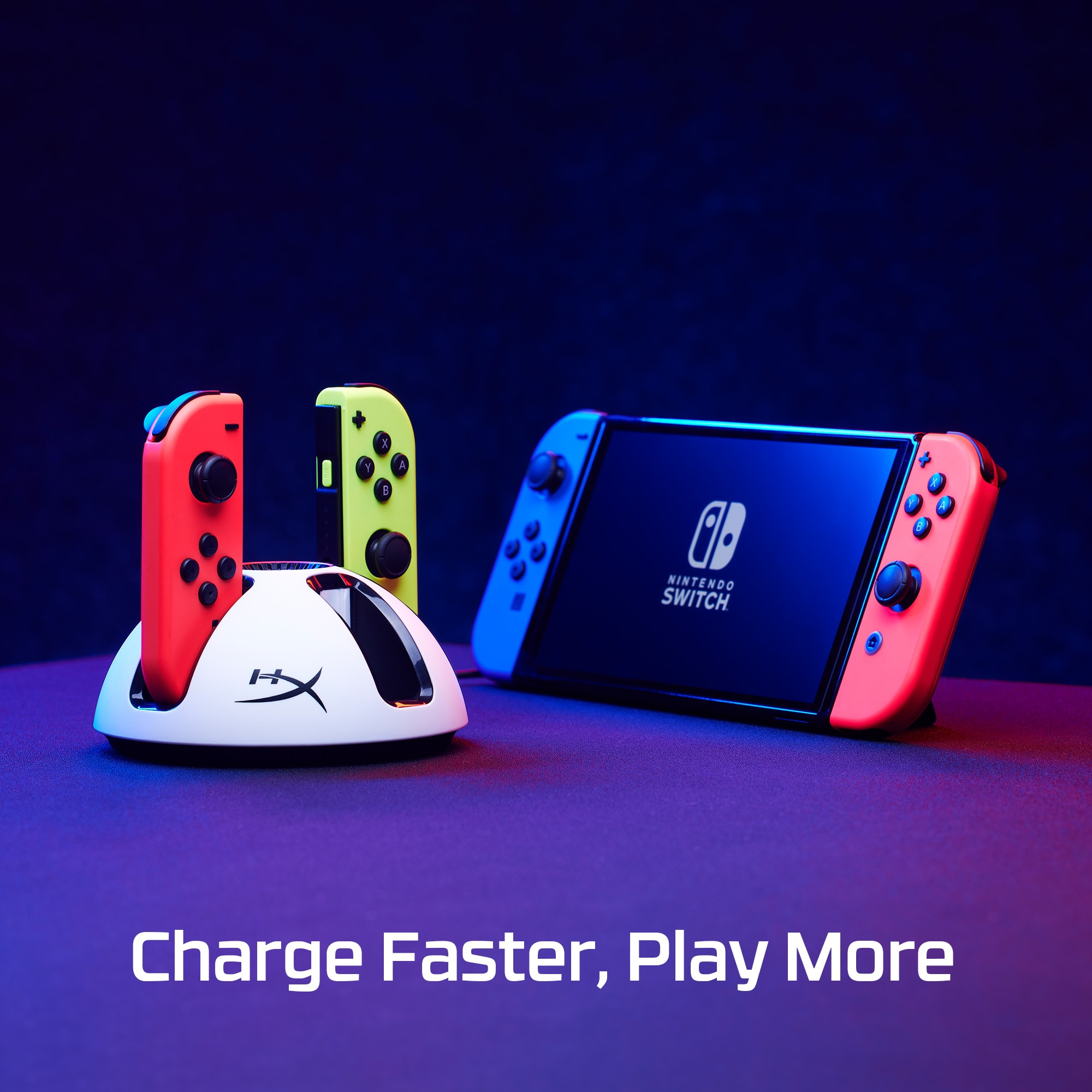 Resim HyperX ChargePlay Quad 2 USB Oyun Kumandası Şarj Cihazı - Kırmızı/Beyaz