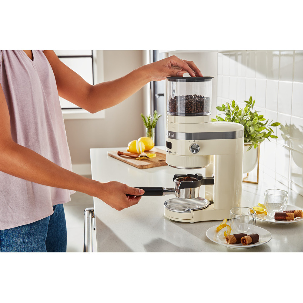 KitchenAid 5KCG8433BAC coffee grinder – image 6
