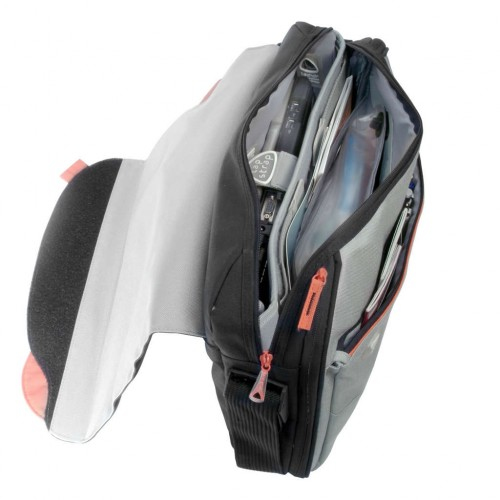 Techair TAC5502 laptop case – image 2