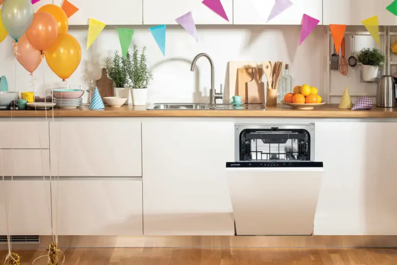 Gorenje GV520E11 dishwasher Fully built-in 11 place settings – image 5