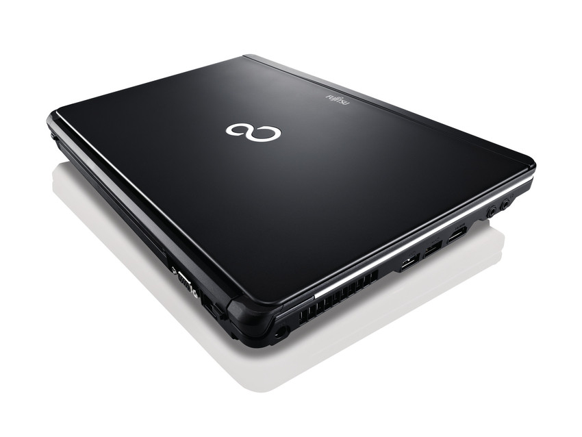 Fujitsu S761 + Service Pack, 3Y, On-Site – image 2