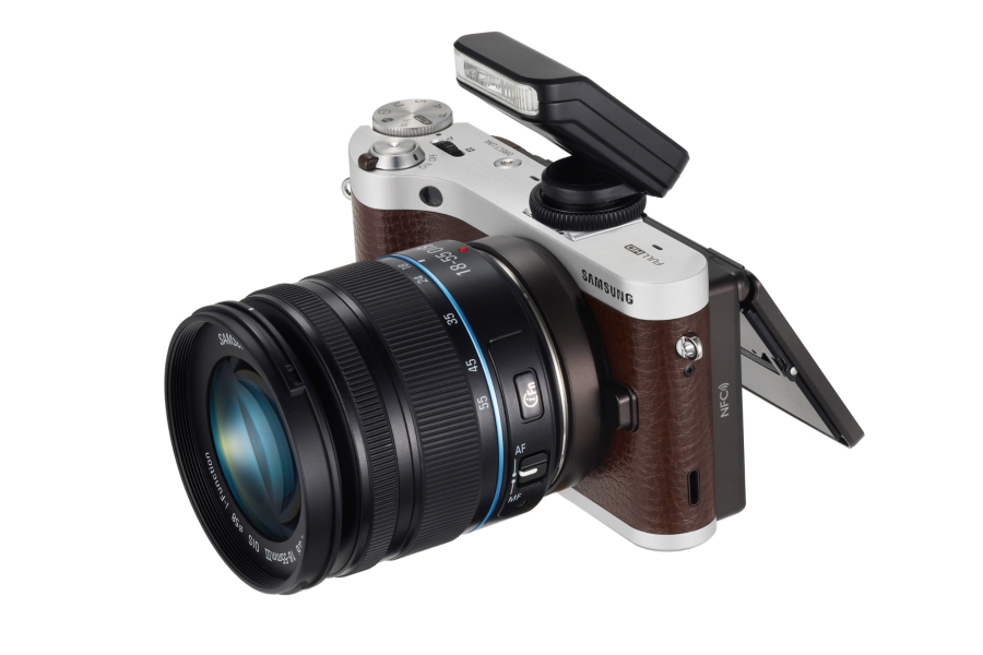 Samsung NX300M + OIS 16-50mm – image 8