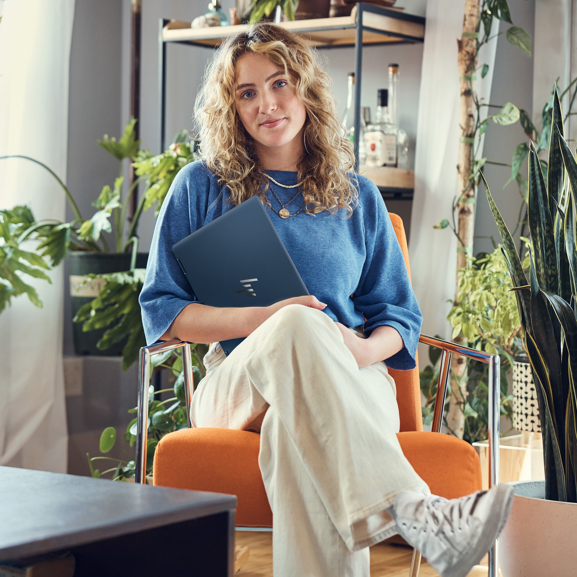 HP Spectre x360 2-in-1 Laptop 14-ef2017na – image 9
