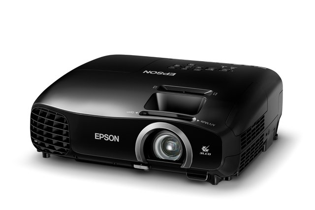 Epson EH-TW5200 Standard throw projector 2000 ANSI lumens 3LCD 1080p (1920x1080) 3D Black