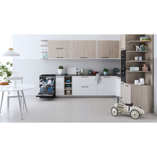 Indesit DFE 1B19 B UK – image 8
