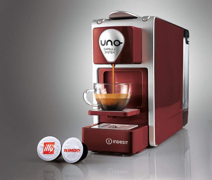 Indesit UNO Fully-auto Capsule coffee machine – image 5