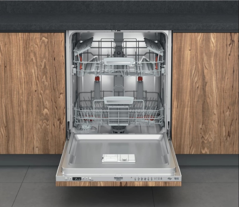 Hotpoint HIO 3T141 W – image 3