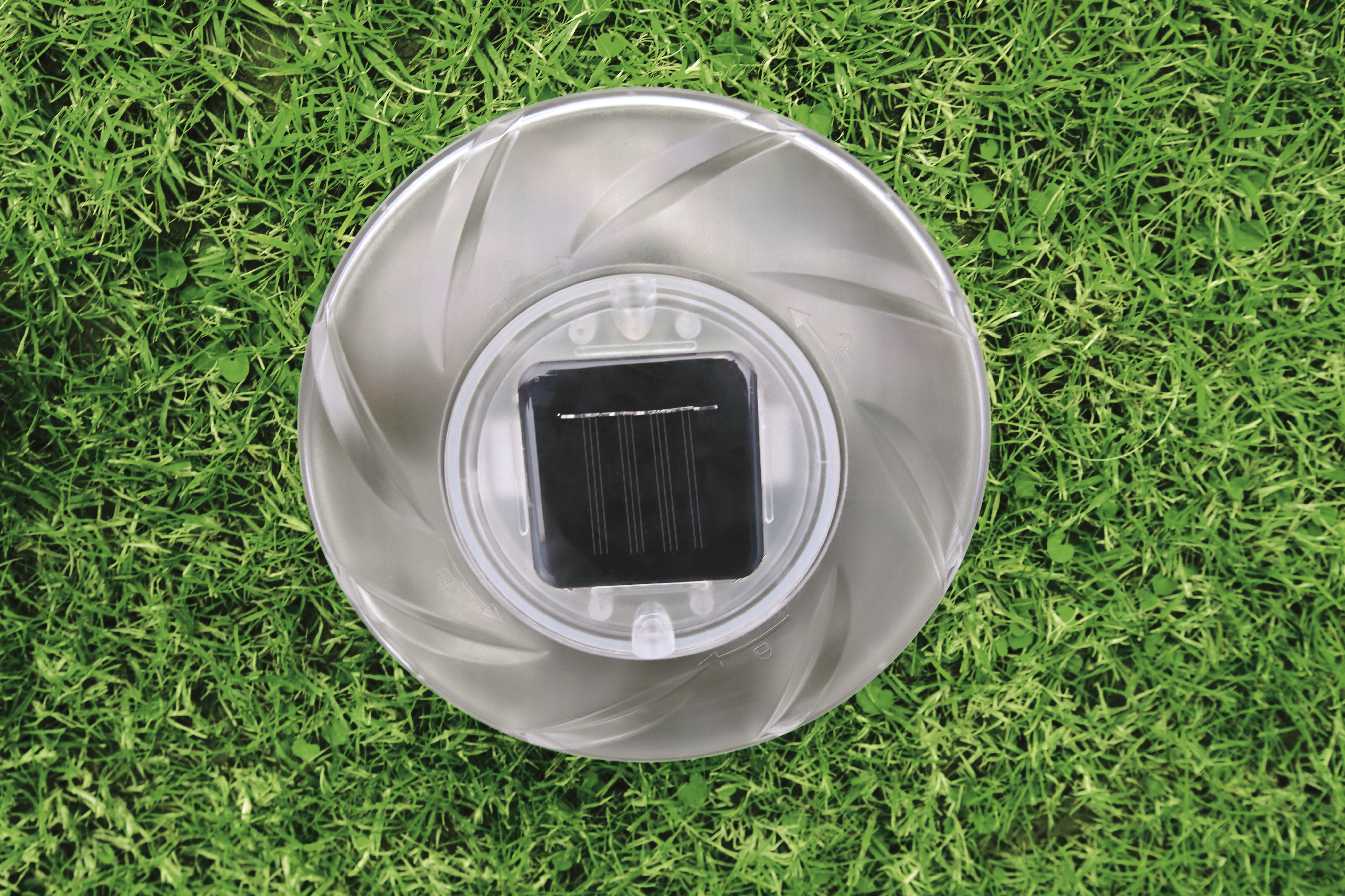 صورة Bestway Solar-Float Lamp - شفاف, LED, متعدد الألوان, 18 سم