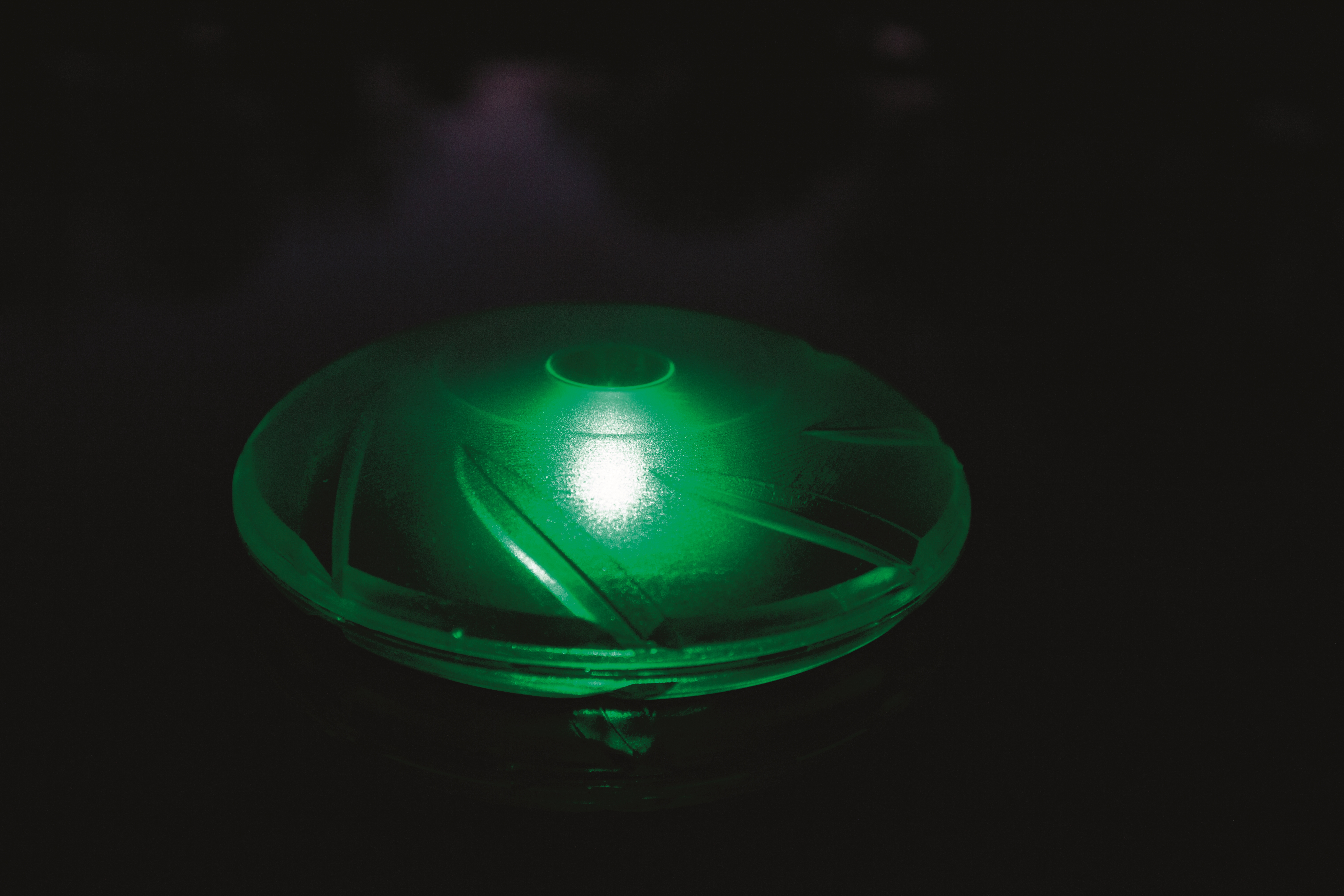 صورة Bestway Solar-Float Lamp - شفاف, LED, متعدد الألوان, 18 سم