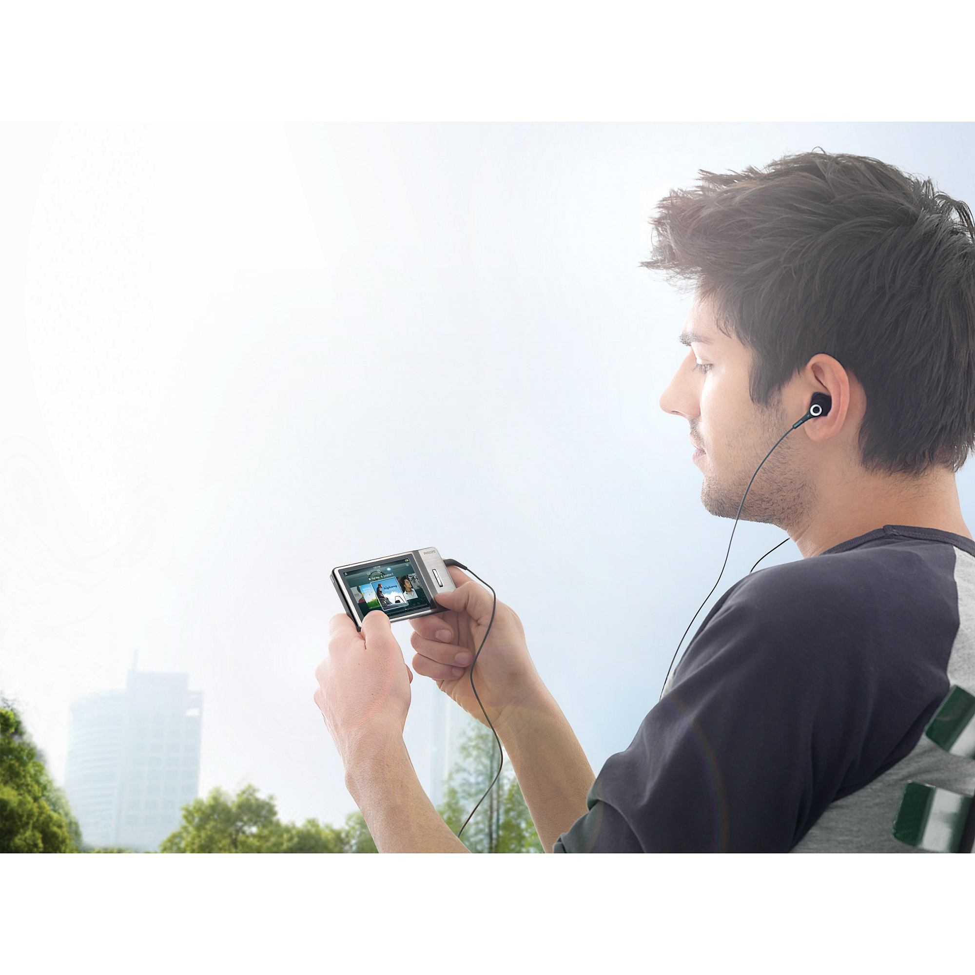 Philips GoGear MP4 player SA2MUS32S/02 – image 1