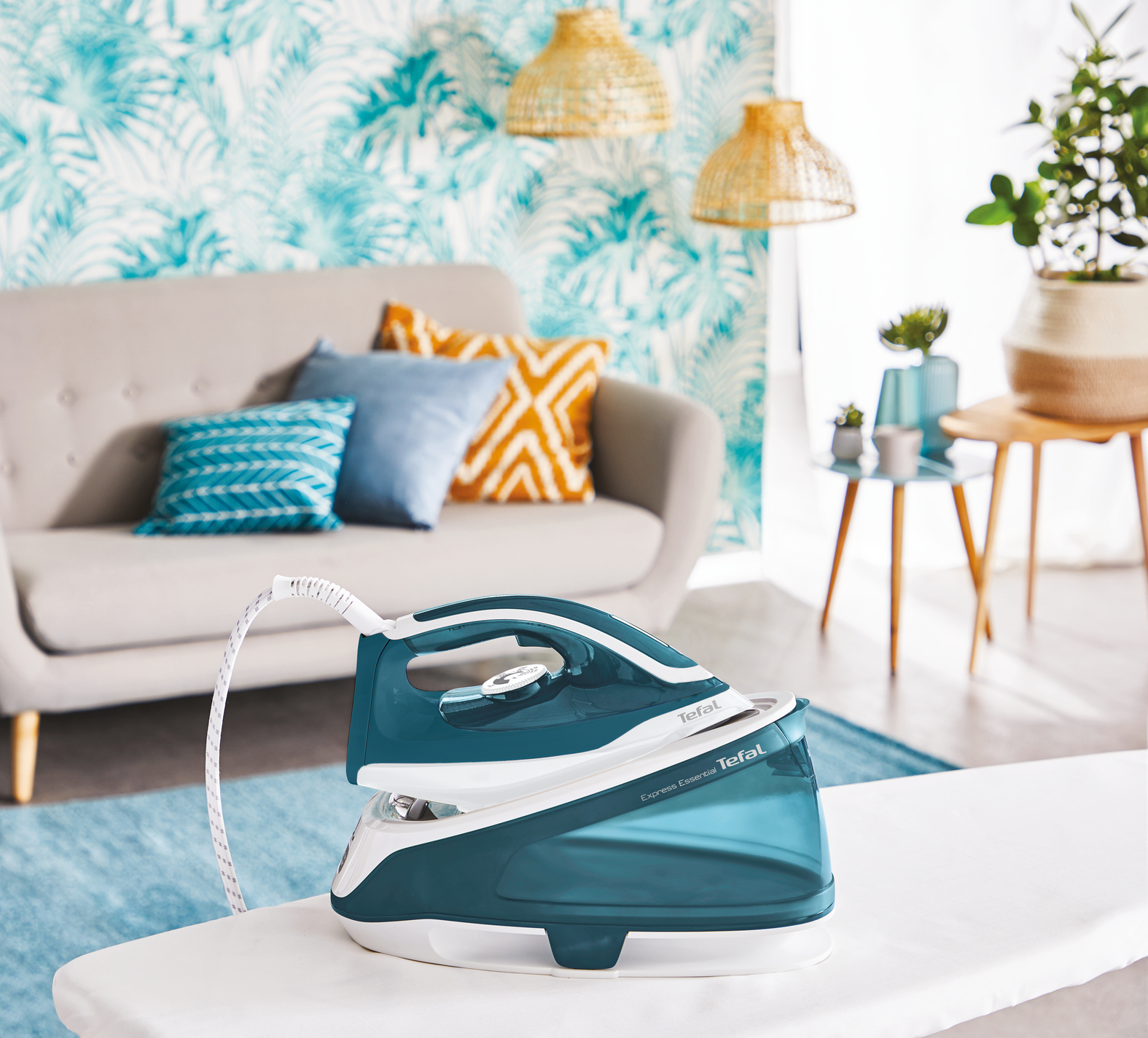Tefal SV6115 steam ironing station – image 7