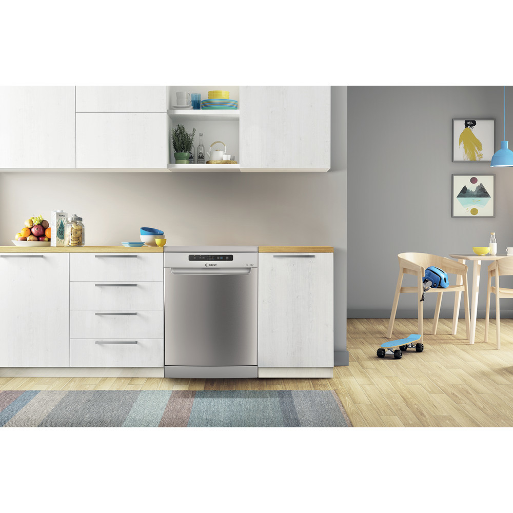 Indesit DFC 2C24 A X – image 5