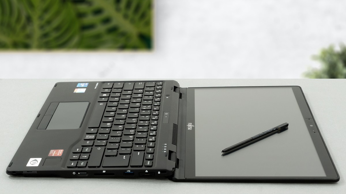 Fujitsu LIFEBOOK U9311X – image 8