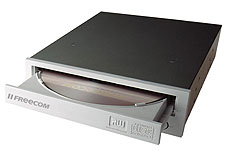 Freecom CS DVD+RW 2.4x8xDVD 12xW10xRW32xR int MM