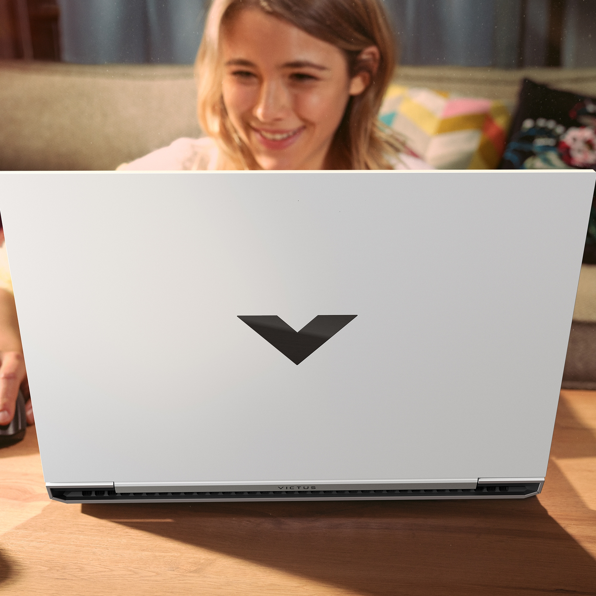 HP Victus by HP 16-e0071sa AMD Ryzen™ 5 5600H Laptop – image 7