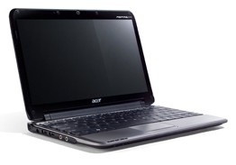 Acer Aspire One AO751h-1196 Intel Atom® Z520 Netbook
