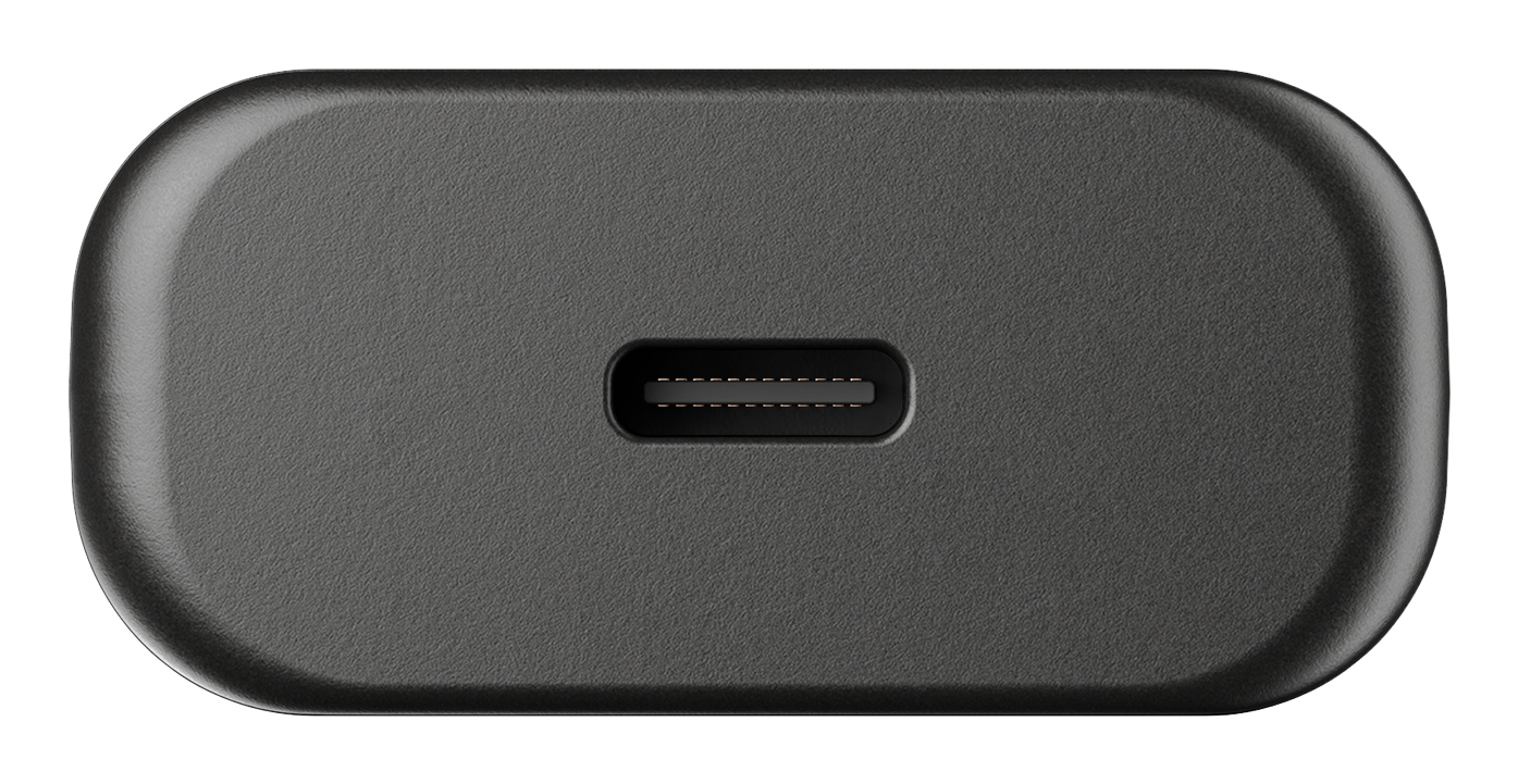 Unisynk Charge your smartphone, tablet or even smaller laptops with this compact yet powerful USB-C Wall Charger G4. – image 3