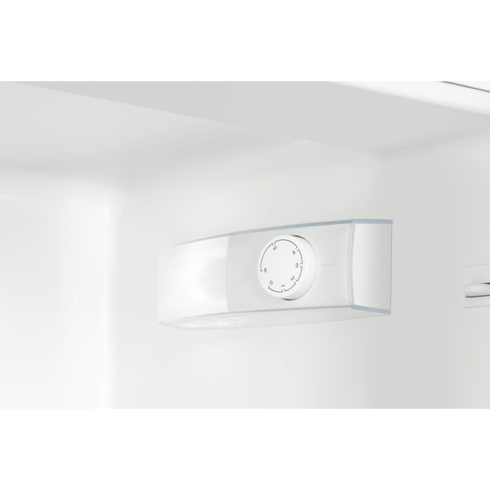AEG SKA7882AAS fridge Built-in – image 3
