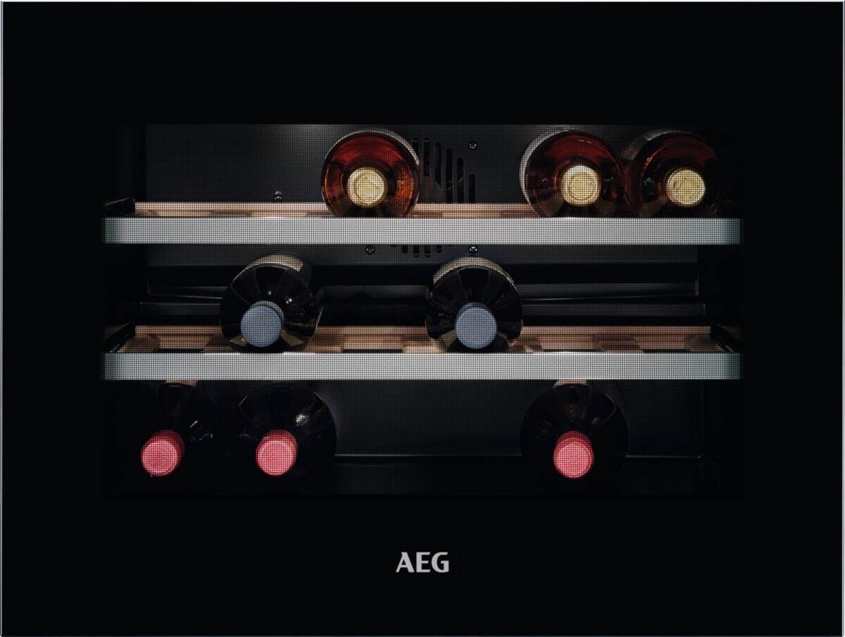 AEG KWK884520B Built-in Black 18 bottle(s)