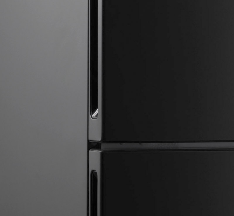 Haier CFL633CB fridge-freezer Freestanding – image 4