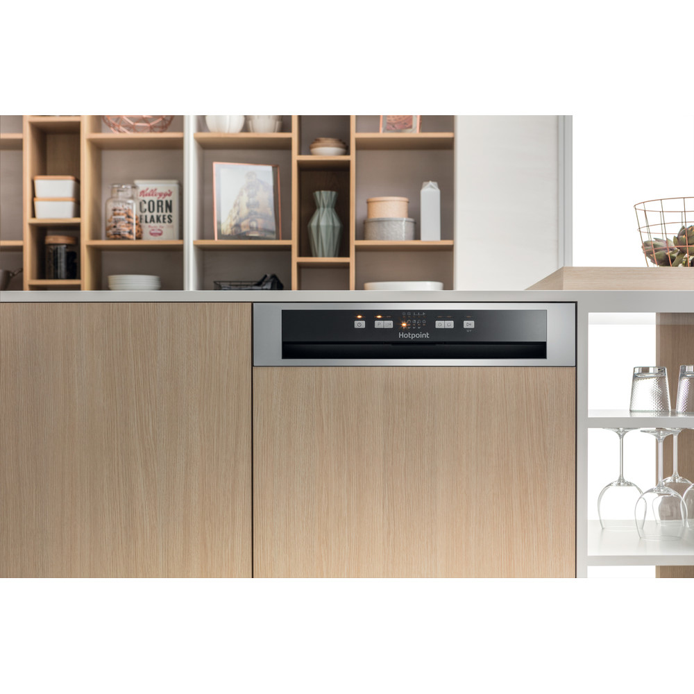 Hotpoint HBC 2B19 X UK – image 9