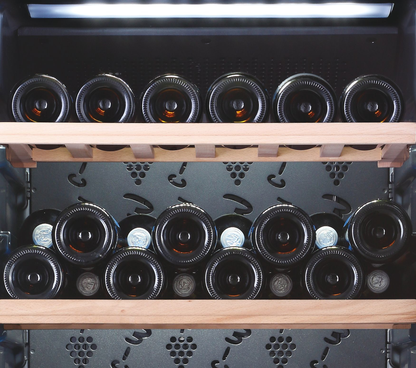 Haier Wine Bank 60 Series 3 WS105GA Compressor wine cooler Freestanding Black 105 bottle(s) – image 6