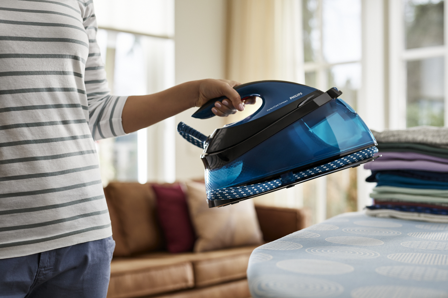 Philips GC7832/80 steam ironing station – image 7