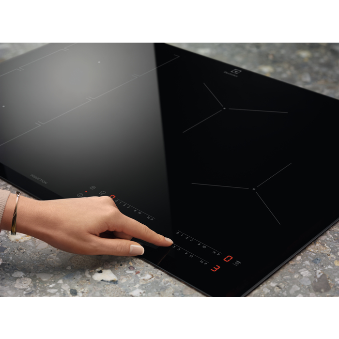 Electrolux EIS824 Black Built-in – image 6