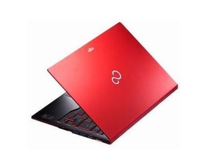 Fujitsu LIFEBOOK UH55/T Intel® Core™ i3 i3-4005U Laptop – image 2