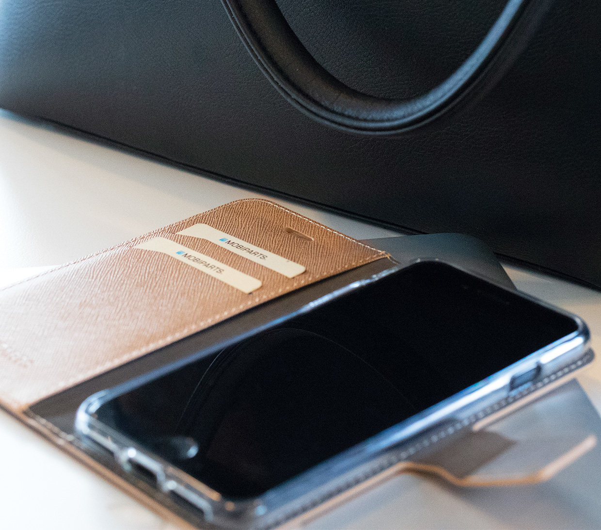 Mobiparts Saffiano Wallet Case Samsung Galaxy A40 (2019) Copper – image 9
