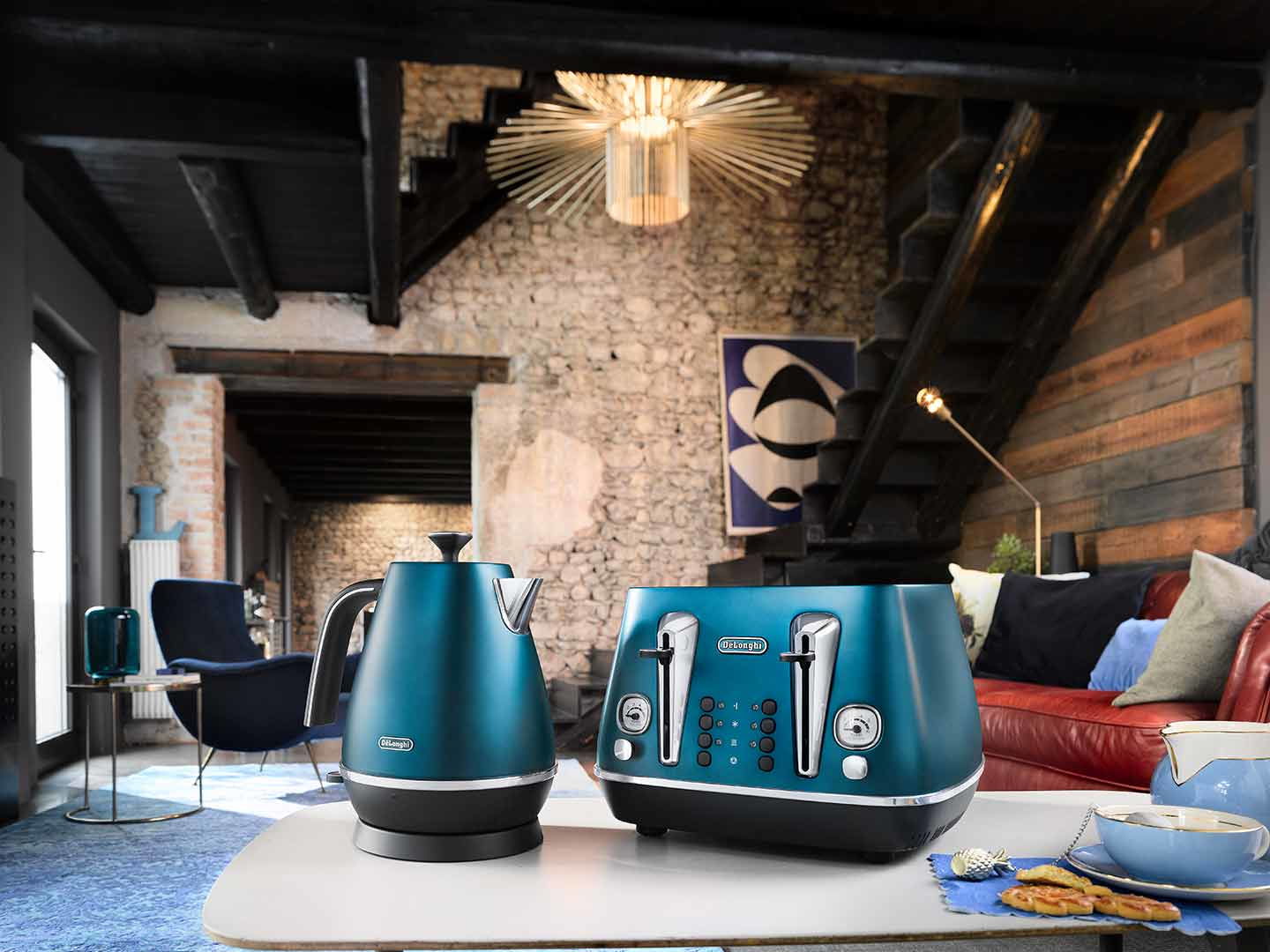 De’Longhi KBI2001.BL electric kettle – image 3
