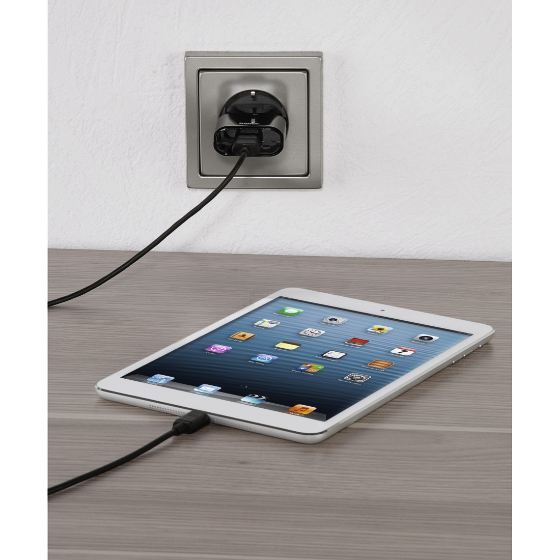 Hama 119475 Universal Black AC Indoor – image 9