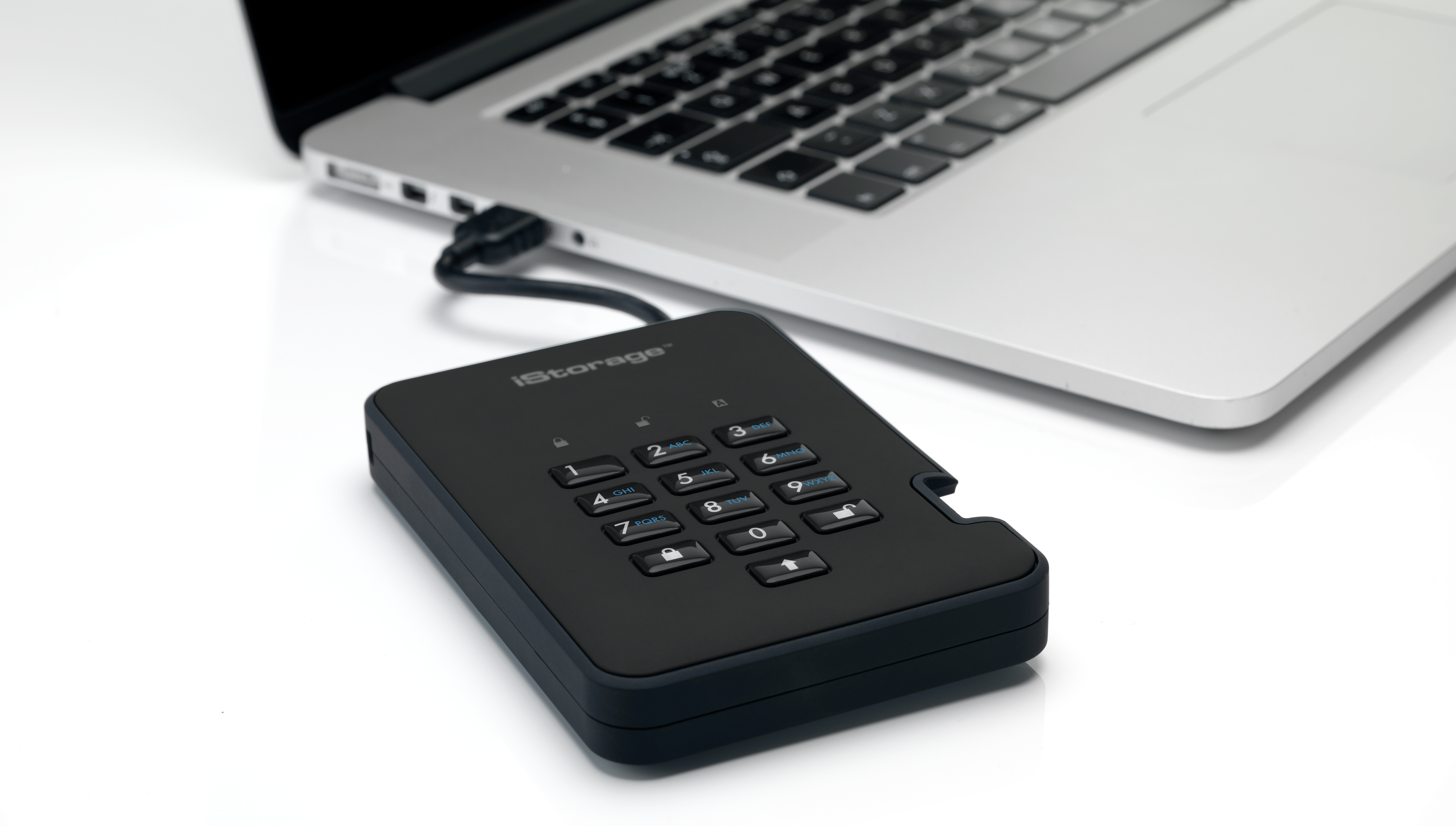 iStorage diskAshur2 256-bit 1TB USB 3.2 secure encrypted solid-state drive – Black IS-DA2-256-SSD-1TB-B image 8