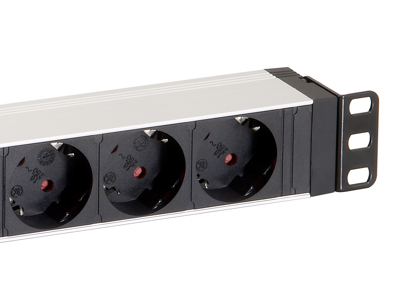 Equip 8-Outlet German Power Distribution Unit, Aluminum Shell – image 4