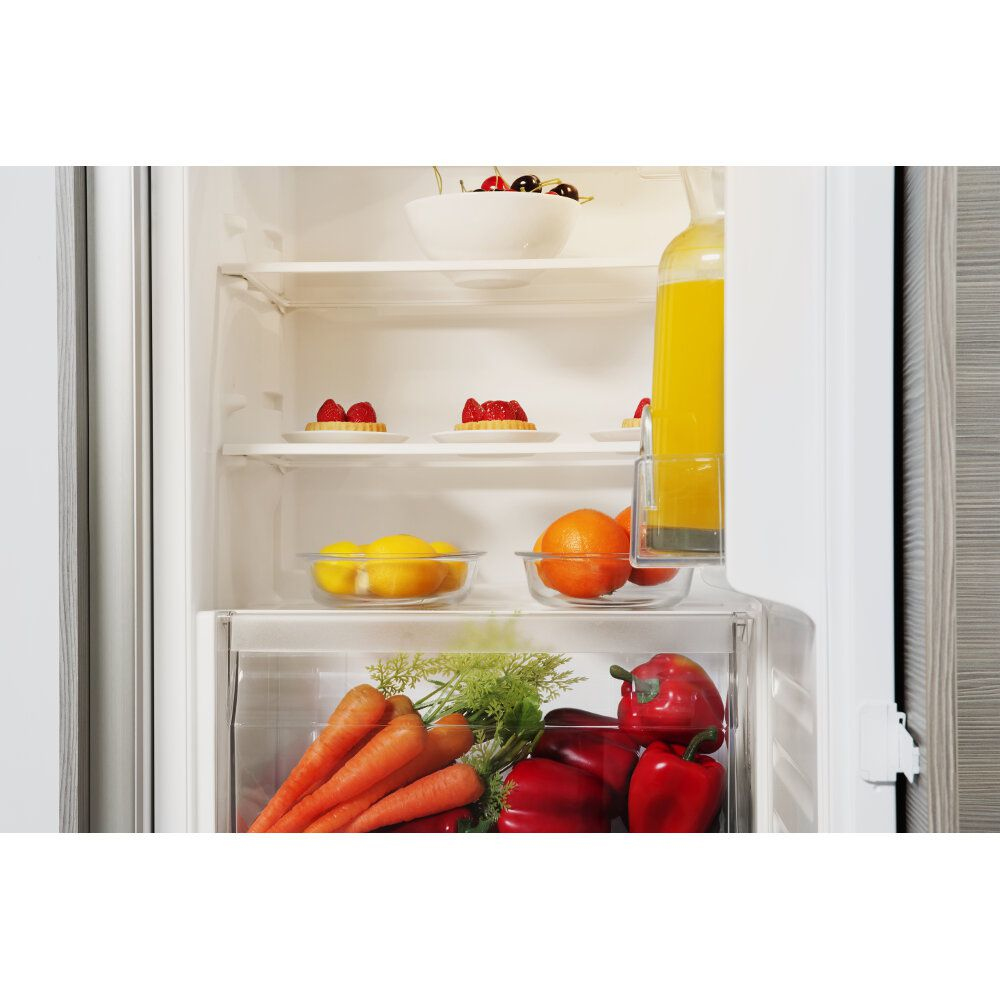 Whirlpool ARG760/A+ combi-fridge Built-in – image 6