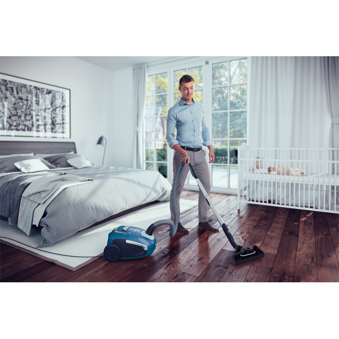 Electrolux EUS8X3CB 3.5 L Cylinder vacuum Dry 600 W Dust bag – image 2