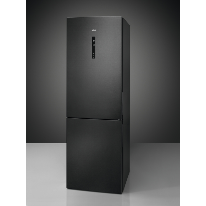 AEG RCS732ECMB Freestanding – image 5