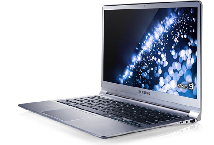 Samsung 9 900X3D-A54 Intel® Core™ i5 i5-3317U 33.8 cm (13.3") HD+ 4 GB DDR3-SDRAM 128 GB SSD Windows 7 Home Premium Silver – image 4