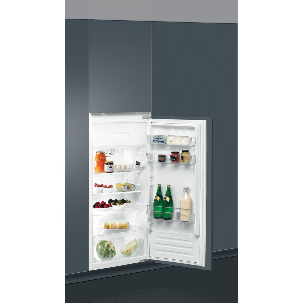 Whirlpool ARG860/A+ combi-fridge Built-in