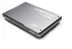 Samsung MCCOE64G5MPP-0VA00 internal solid state drive