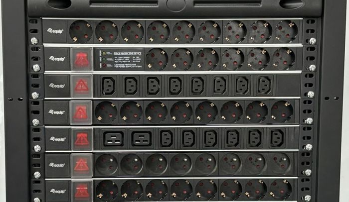 Equip 8-Outlet German Power Distribution Unit, Aluminum Shell, 3m – image 7