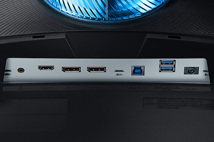Samsung LC32G75TQSEXXY computer monitor – image 4