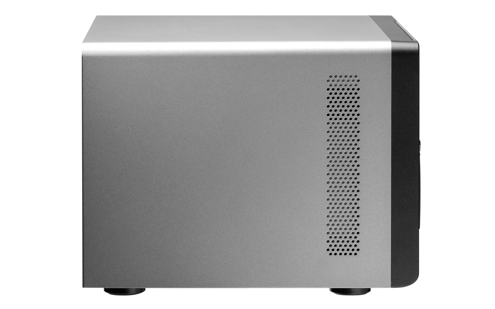 QNAP TS-669 Pro, 18 TB – image 3