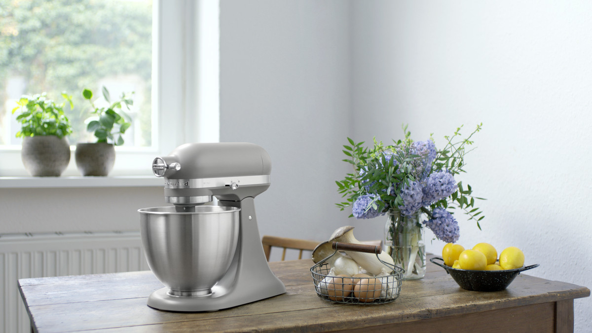 KitchenAid 5KSM3311XBFG mixer Stand mixer – image 7