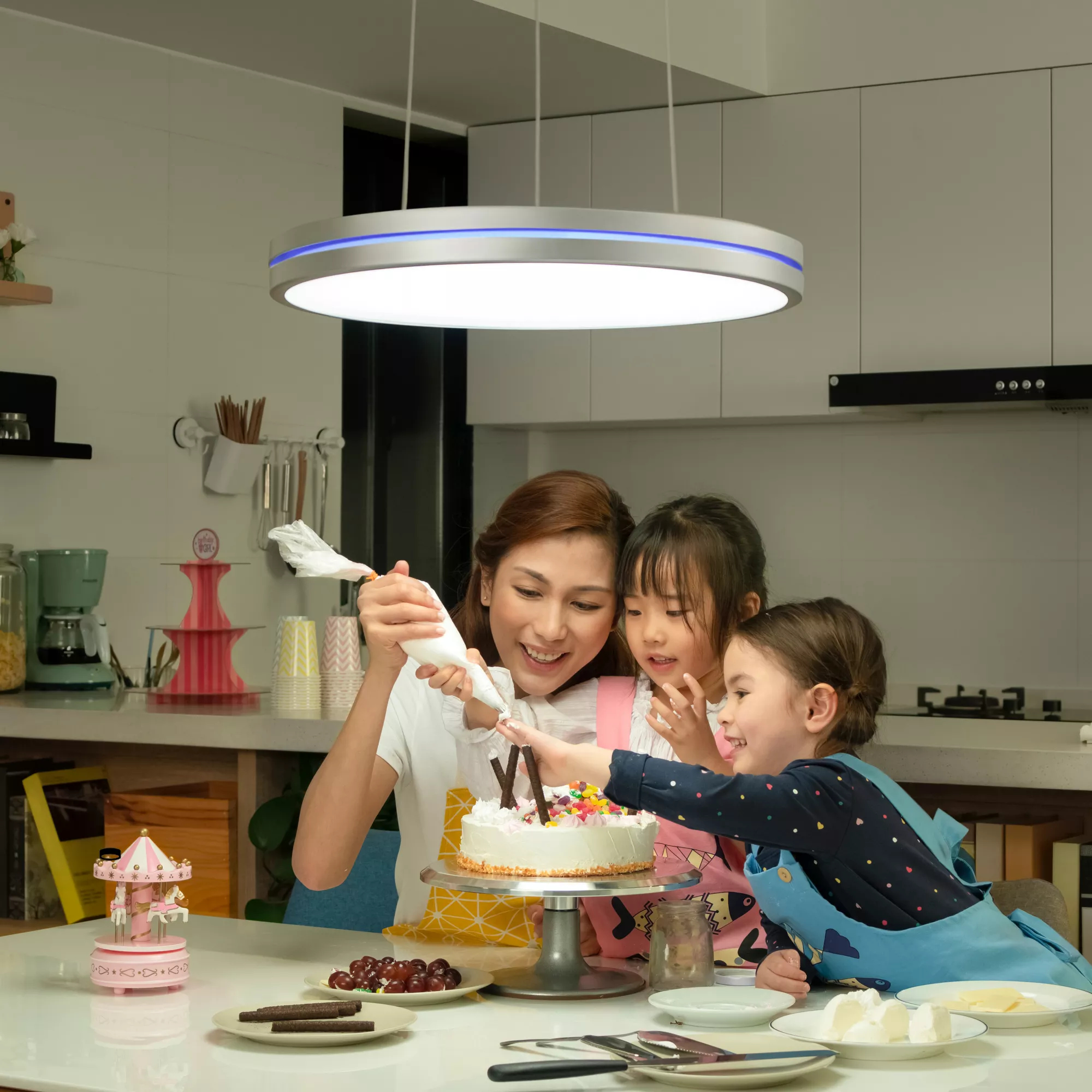 Philips by Signify Philips Hue White ambience 4507748C9 Smart suspension light Bluetooth/Zigbee – image 4