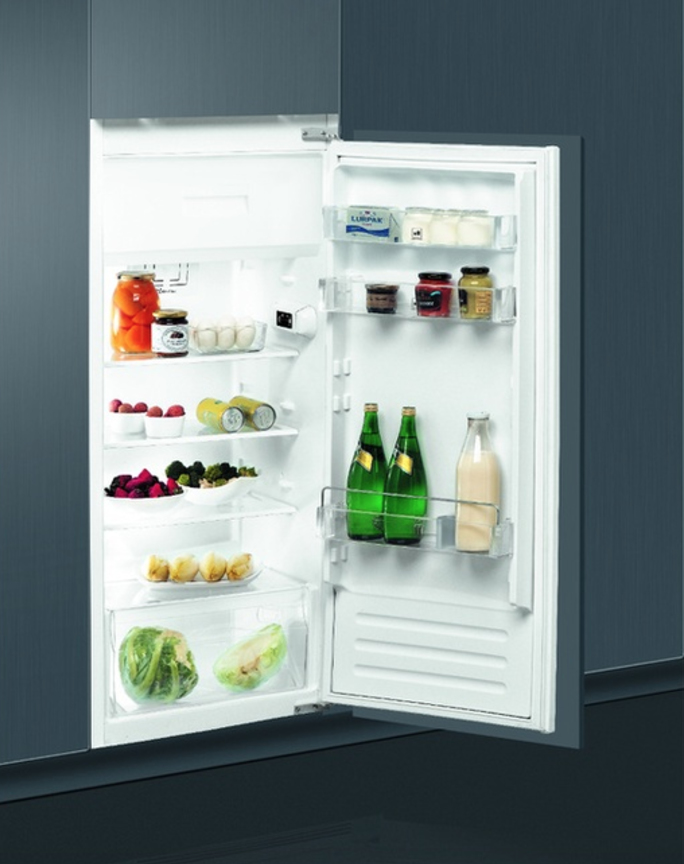 Whirlpool ARG865/A+ combi-fridge Built-in