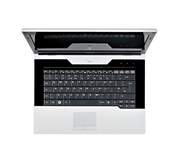 Fujitsu AMILO Si 3655_NR002 – image 4