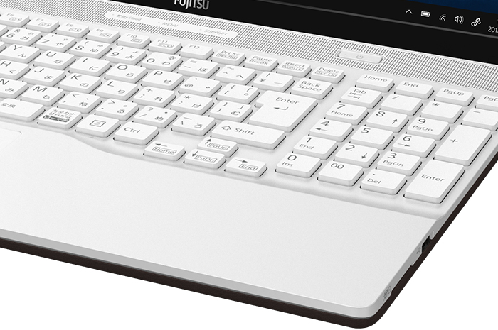 Fujitsu LIFEBOOK AH45/B3 Intel® Core™ i3 i3-7130U Laptop – image 4