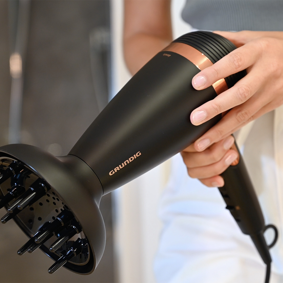 Grundig HD8080 NaturaShine Ionic Hair Dryer – image 7